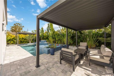 Villa ou maison à vendre à Sarasota, Floride: 5 chambres, 339.19 m2 № 2125126 - photo 26