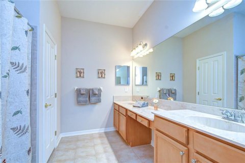 Casa en venta en Wesley Chapel, Florida, 3 dormitorios, 143.81 m2 № 2313094 - foto 10