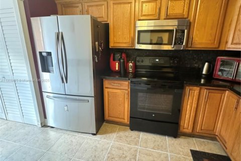 Adosado en alquiler en Coral Springs, Florida, 3 dormitorios, 139.35 m2 № 1967905 - foto 6