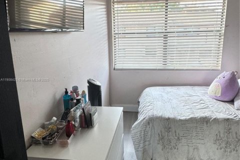 Adosado en alquiler en Coral Springs, Florida, 3 dormitorios, 139.35 m2 № 1967905 - foto 23