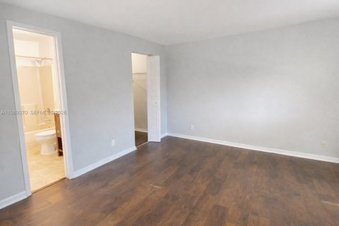 Купить таунхаус в Норт-Лодердейл, Флорида 3 спальни, 130.34м2, № 2057724 - фото 17