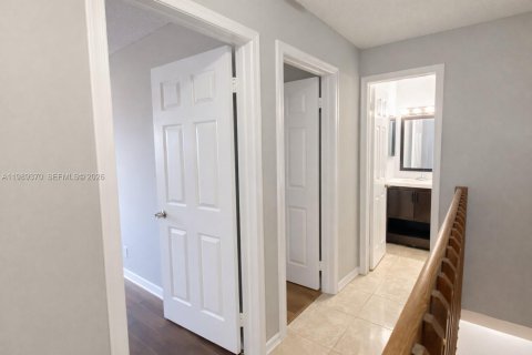 Купить таунхаус в Норт-Лодердейл, Флорида 3 спальни, 130.34м2, № 2057724 - фото 15