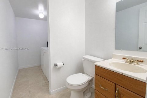 Купить таунхаус в Норт-Лодердейл, Флорида 3 спальни, 130.34м2, № 2057724 - фото 13