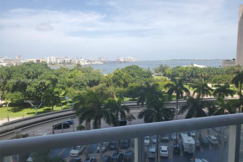 Condo in Miami, Florida  № 2042183 - photo 14