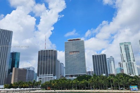 Condo in Miami, Florida  № 2042183 - photo 2