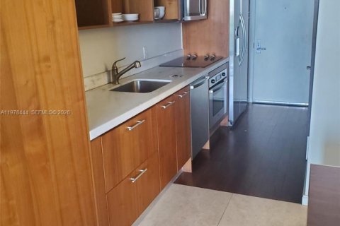 Condo in Miami, Florida  № 2042183 - photo 10