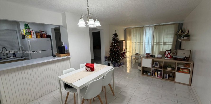 Квартира в Майами, Флорида 1 спальня, 56.86м2 № 2006348