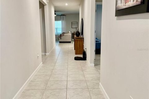 Villa ou maison à vendre à Haines City, Floride: 4 chambres, 160.63 m2 № 2297086 - photo 4