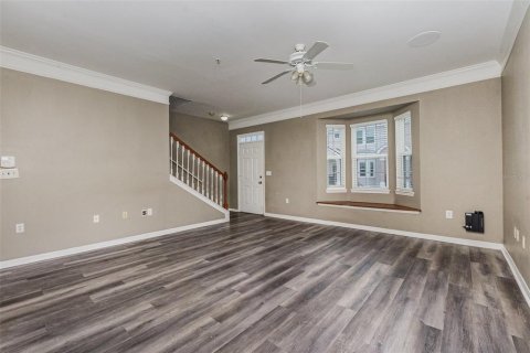 Condo in Orlando, Florida, 2 bedrooms  № 1681042 - photo 9
