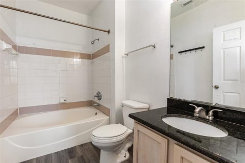 Condo in Orlando, Florida, 2 bedrooms  № 1681042 - photo 15