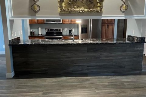 Casa en venta en Ocala, Florida, 5 dormitorios, 191.66 m2 № 1720996 - foto 5