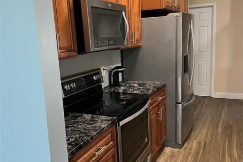 Casa en venta en Ocala, Florida, 5 dormitorios, 191.66 m2 № 1720996 - foto 4