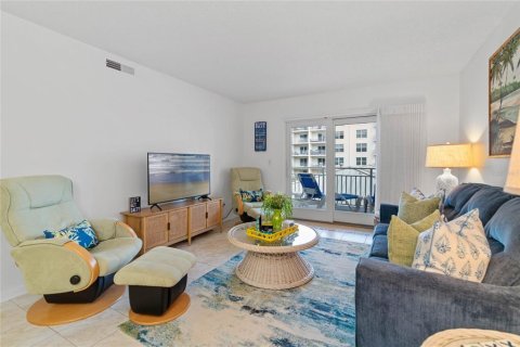 Condominio en venta en New Smyrna Beach, Florida, 2 dormitorios, 89.65 m2 № 1751271 - foto 5