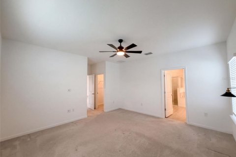 Villa ou maison à vendre à Ocala, Floride: 4 chambres, 177.81 m2 № 2408944 - photo 4