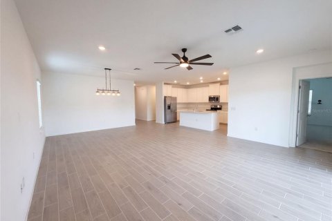 Villa ou maison à vendre à Ocala, Floride: 4 chambres, 177.81 m2 № 2408944 - photo 3