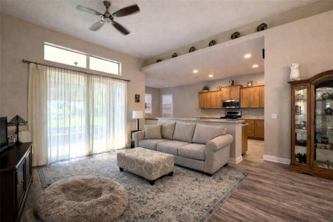 Villa ou maison à vendre à Weeki Wachee, Floride: 3 chambres, 152.73 m2 № 2388645 - photo 13