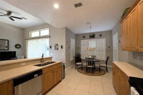 Villa ou maison à vendre à Weeki Wachee, Floride: 3 chambres, 152.73 m2 № 2388645 - photo 19