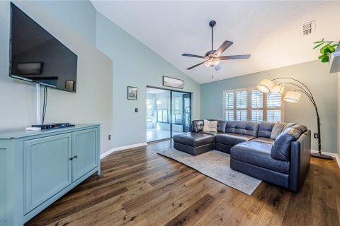 Casa en venta en New Port Richey, Florida, 2 dormitorios, 124.77 m2 № 1441038 - foto 2