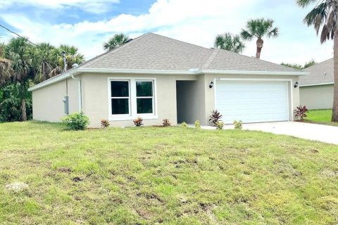 Casa en alquiler en North Port, Florida, 3 dormitorios, 124.86 m2 № 1900275 - foto 1