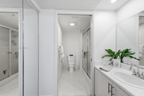 Copropriété à vendre à Pembroke Pines, Floride: 2 chambres, 112.13 m2 № 2044278 - photo 18