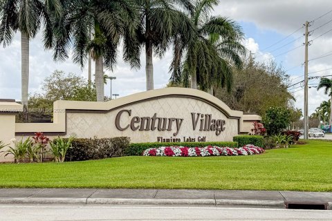 Copropriété à vendre à Pembroke Pines, Floride: 2 chambres, 112.13 m2 № 2044278 - photo 24