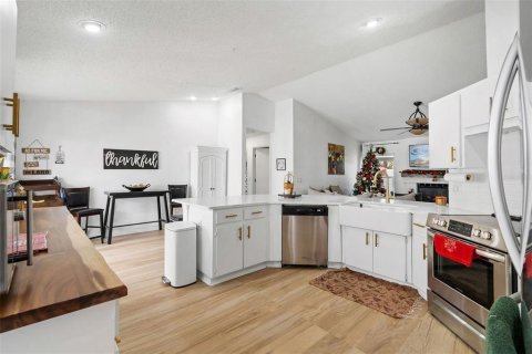 Casa en venta en Tampa, Florida, 3 dormitorios, 170.75 m2 № 2091950 - foto 10