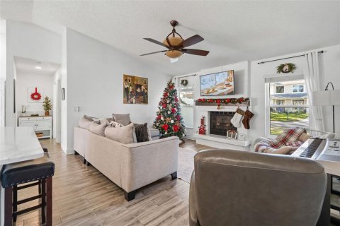 Casa en venta en Tampa, Florida, 3 dormitorios, 170.75 m2 № 2091950 - foto 15