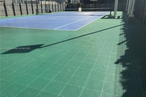 Condominio en venta en Miami, Florida, 3 dormitorios, 123.93 m2 № 1966123 - foto 24