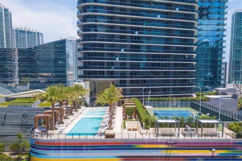 Condominio en venta en Miami, Florida, 3 dormitorios, 123.93 m2 № 1966123 - foto 15