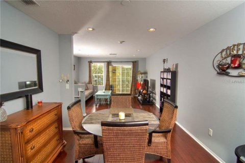 Touwnhouse à vendre à Lakewood Ranch, Floride: 2 chambres, 98.85 m2 № 2142844 - photo 12