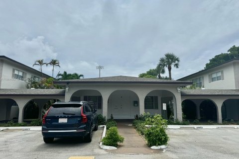 Condo in Deerfield Beach, Florida, 1 bedroom  № 1893233 - photo 16