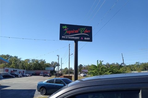Commercial property in Ocala, Florida № 1513532 - photo 2