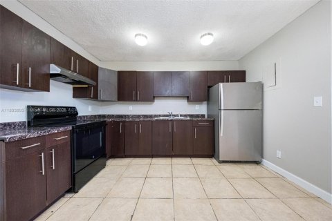 Villa ou maison à vendre à Pompano Beach, Floride: 3 chambres, 100.33 m2 № 1945955 - photo 9