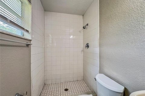 Villa ou maison à louer à Tampa, Floride: 4 chambres, 154.59 m2 № 2415278 - photo 16