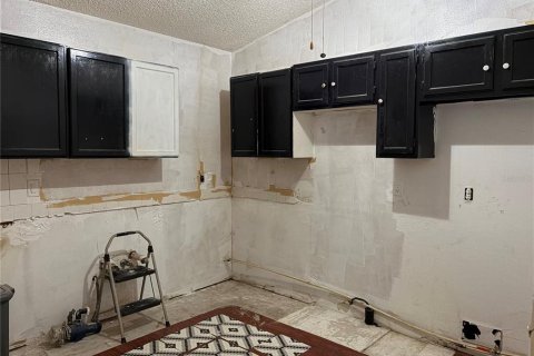 House in Orlando, Florida 3 bedrooms, 109.62 sq.m. № 2149506 - photo 9