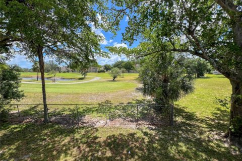 Copropriété à louer à Margate, Floride: 2 chambres, 92.9 m2 № 1171342 - photo 1