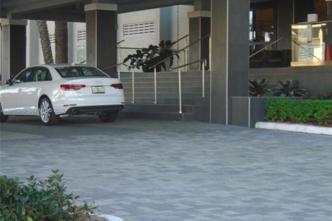 Copropriété à louer à Miami Beach, Floride: 2 chambres, 123.19 m2 № 1998373 - photo 6