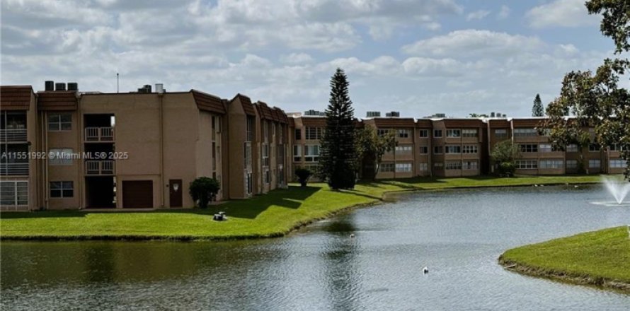 Condo in Sunrise, Florida, 2 bedrooms  № 1762720