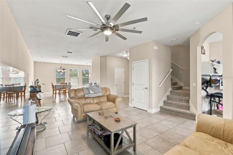Touwnhouse à vendre à Orlando, Floride: 3 chambres, 212 m2 № 2411441 - photo 18