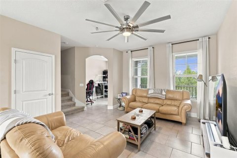Touwnhouse à vendre à Orlando, Floride: 3 chambres, 212 m2 № 2411441 - photo 17