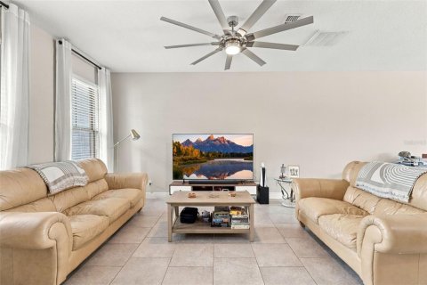 Touwnhouse à vendre à Orlando, Floride: 3 chambres, 212 m2 № 2411441 - photo 4