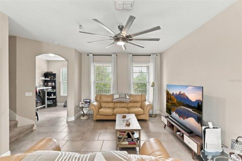 Touwnhouse à vendre à Orlando, Floride: 3 chambres, 212 m2 № 2411441 - photo 16
