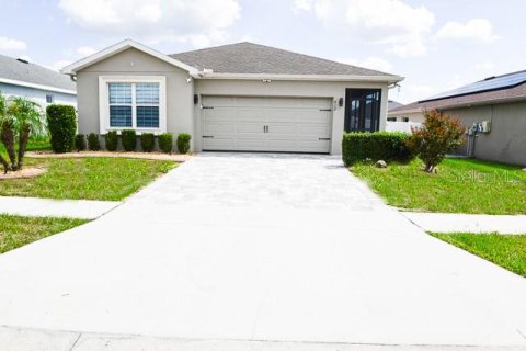 House in Haines City, Florida 4 bedrooms, 145.21 sq.m. № 2344682