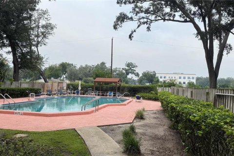 Casa en alquiler en Brandon, Florida, 2 dormitorios, 80.82 m2 № 1899899 - foto 18