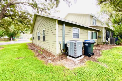 Casa en alquiler en Brandon, Florida, 2 dormitorios, 80.82 m2 № 1899899 - foto 4