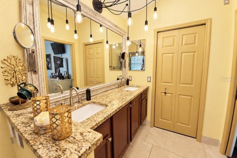 House in Spring Hill, Florida 2 bedrooms, 134.43 sq.m. № 2393715 - photo 21