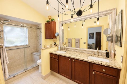 House in Spring Hill, Florida 2 bedrooms, 134.43 sq.m. № 2393715 - photo 19