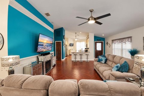 House in Spring Hill, Florida 2 bedrooms, 134.43 sq.m. № 2393715 - photo 25