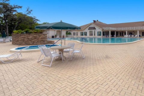 House in Spring Hill, Florida 2 bedrooms, 134.43 sq.m. № 2393715 - photo 30