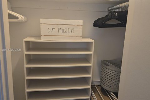 Condo in Fort Lauderdale, Florida, 1 bedroom  № 2003820 - photo 20